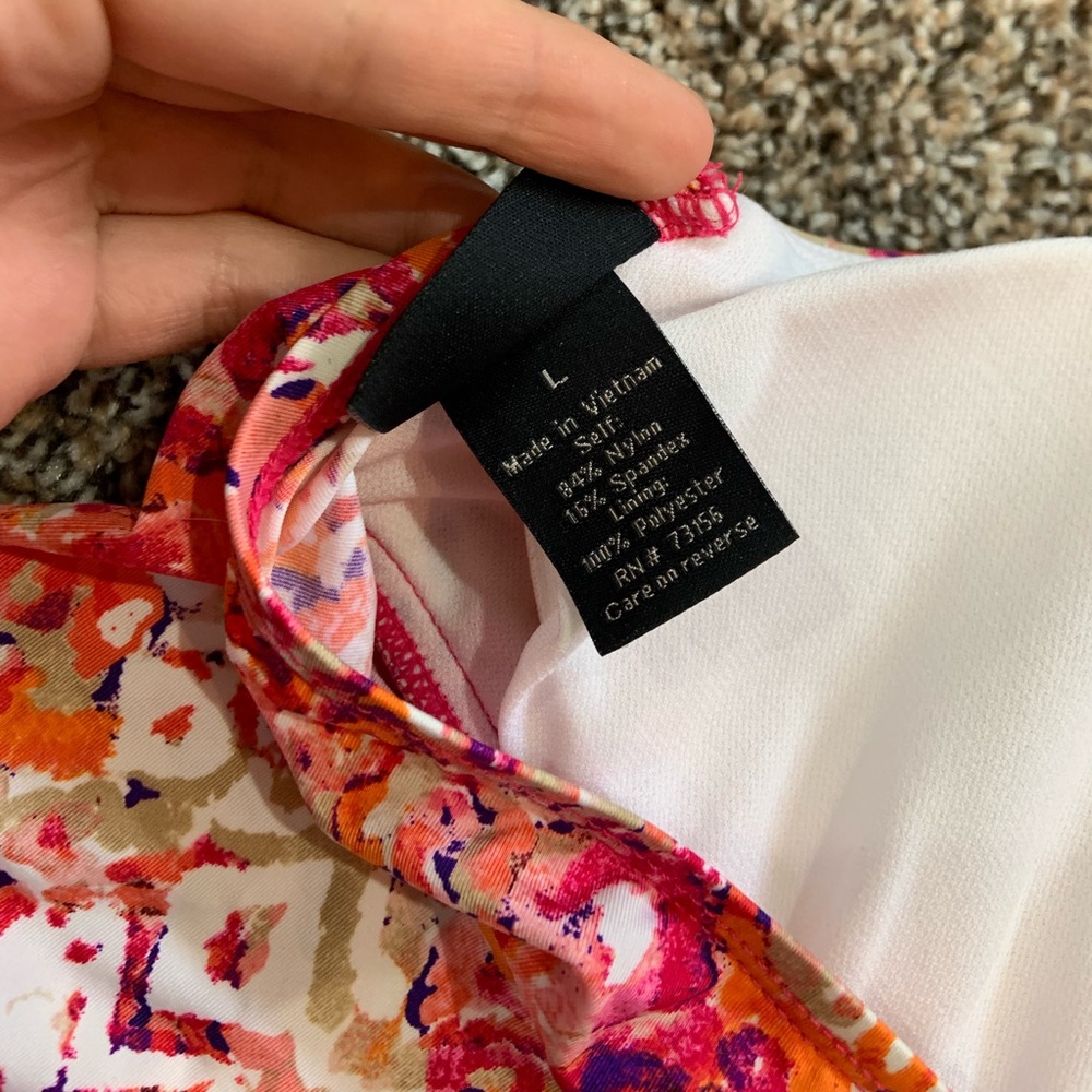 Adorable apt 9 swimsuit - Picture 4 of 4